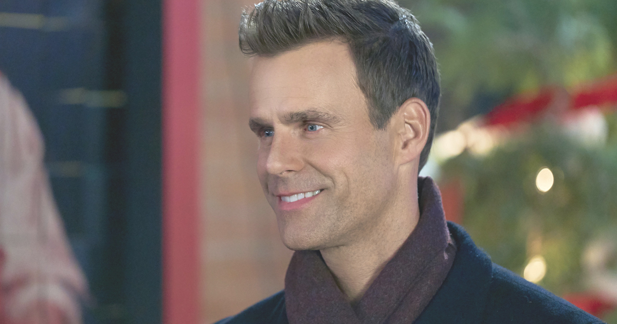 General Hospital's Cameron Mathison teams up with Candace Cameron Bure in new Christmas flick